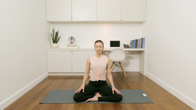 Meditation: for Instant Calm (5 min) — with Jayme Burke