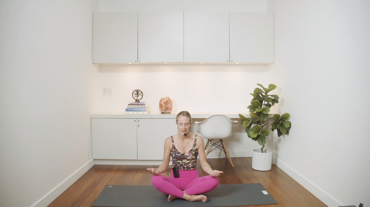 Morning Movement & Mantra (40 min) - with Mikaela Millington