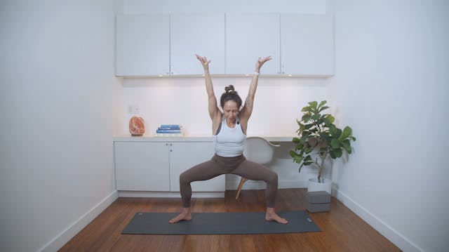 Twists for Renewal Power Yoga (30 min...