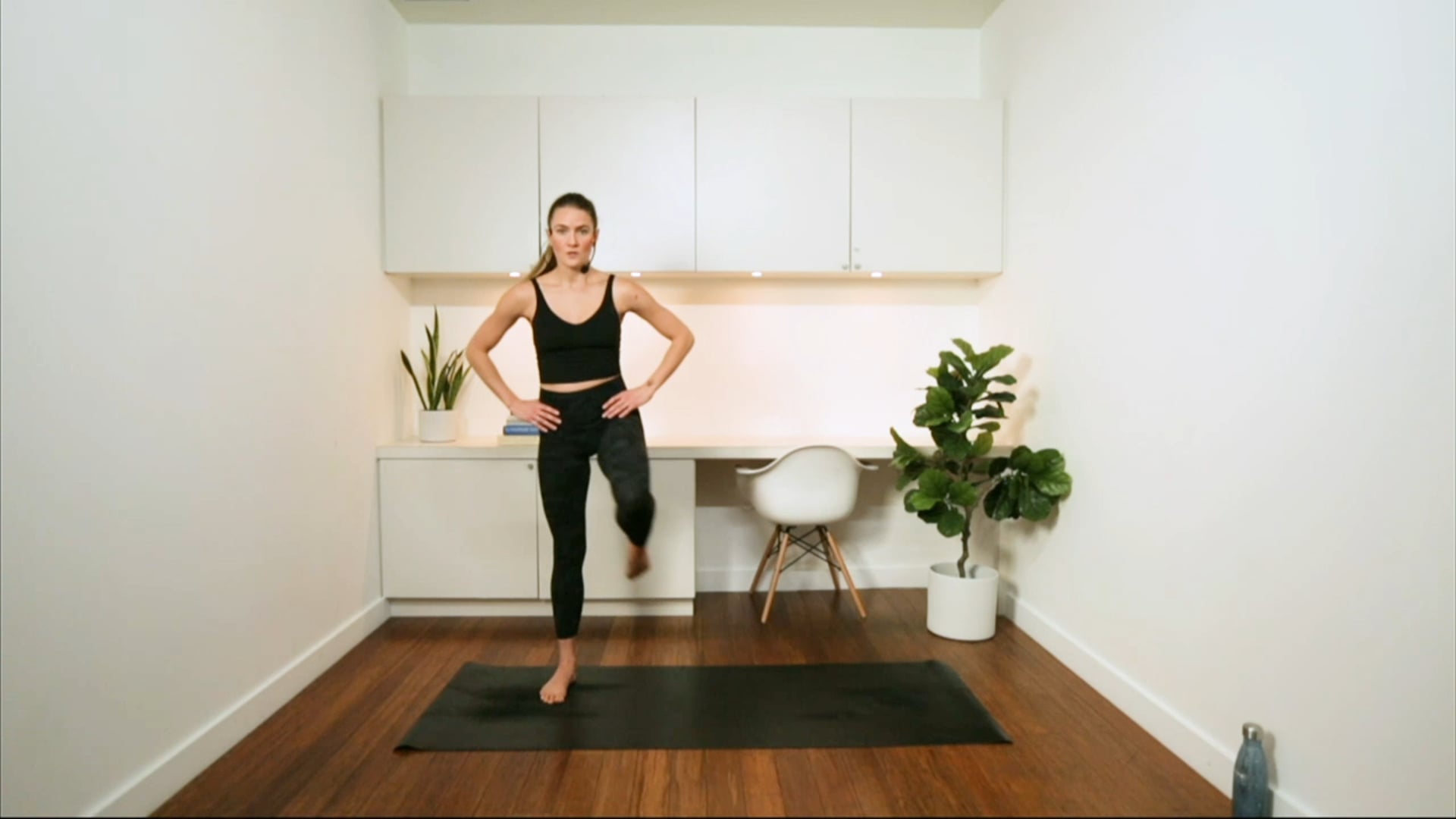 Lower Body Sculpt & Tone (30 min) - with Heather Obre