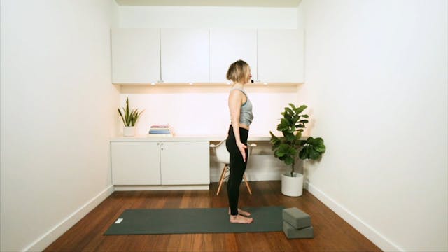 Energizing Morning Hatha (30 min) - w...