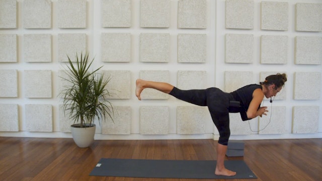 Backbend & Strong Core Flow (52 min) - with Mari Dickey