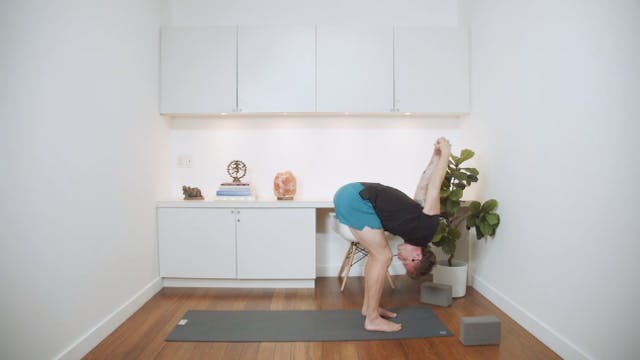 Yoga for Neck & Shoulder Tension (30 ...
