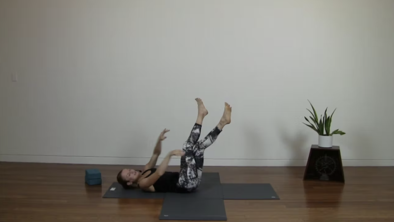 Live Replay: Power-Flow for Legs (75 min) - with Aili Storen