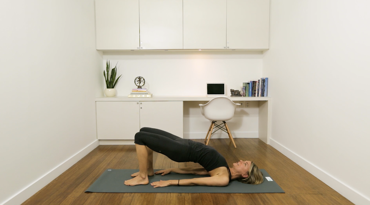 Tutorial: How to do Bridge Pose — with Lisa Sanson