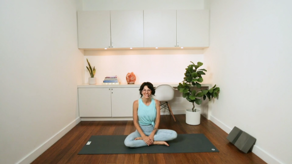 Flow Yoga: Waves in Motion (50 min) - with Sasha Smith