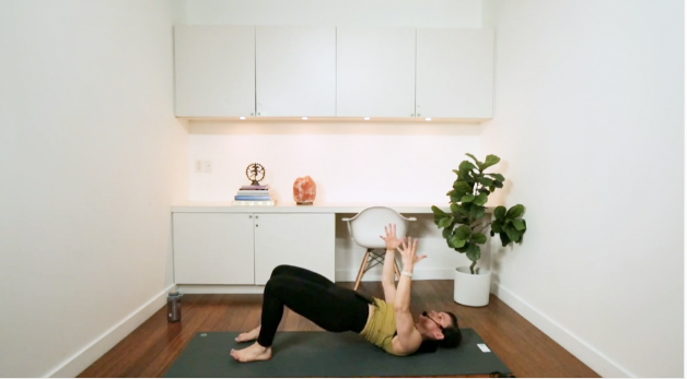 Ultimate Mat Workout (30 min) - with Naomi Joy Gallagher