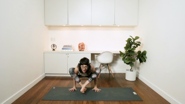 Mandala Power Yoga (55 min) - with Sasha Smith