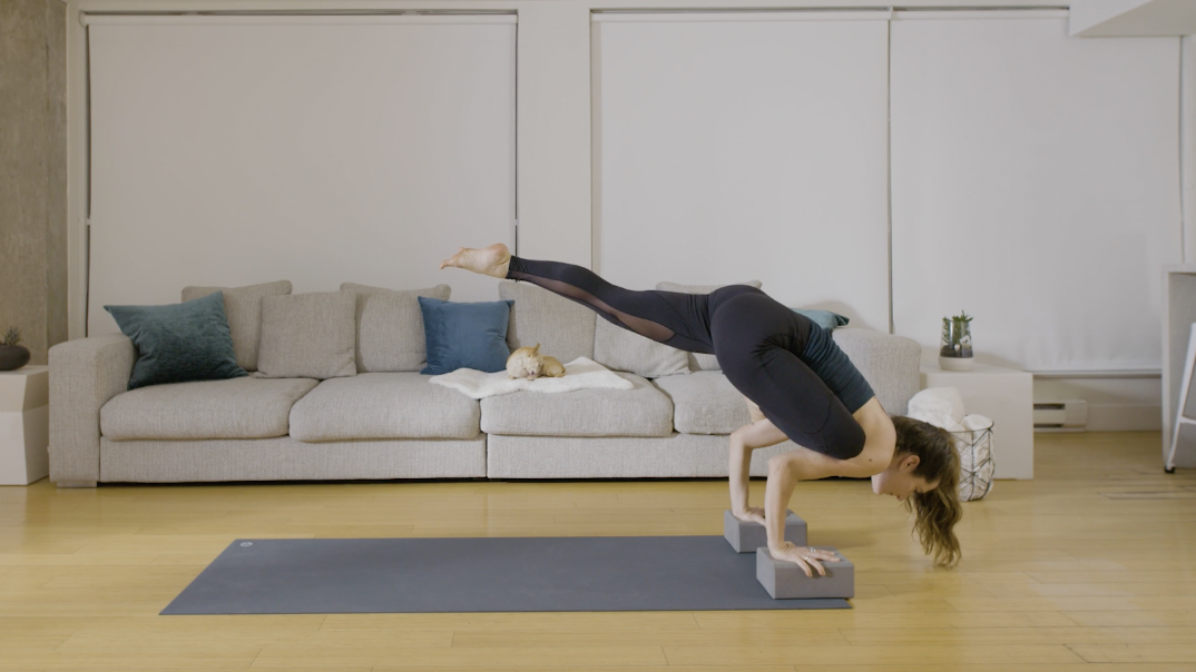 Tutorial: How to do Flying Pigeon (3 min) — Christie Baumgartner