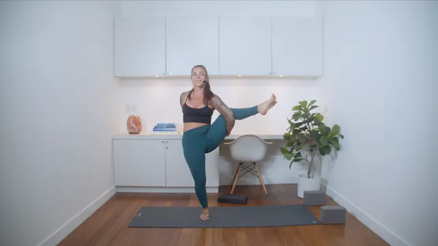 Stand in Radiance Flow Yoga (45 min) ...