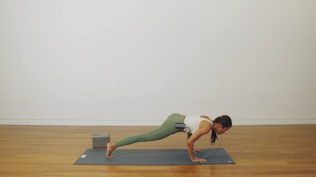 Power Yoga: To Stoke Your Inner Fire (40 min) - with Nora Lim