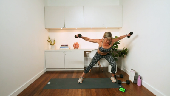 Strength & Cardio (32 min) - with Hana Weinwurm