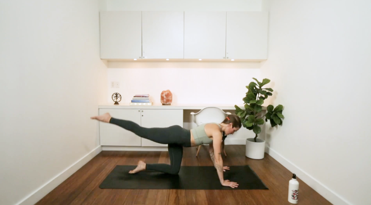 Back Strengthening Pilates (30 min) - with Heather Obre