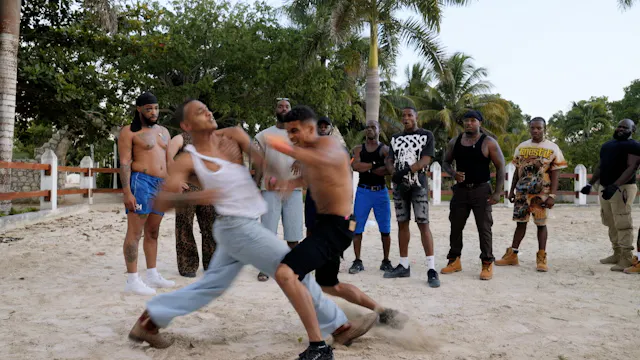 OFFICIAL TRAILER Bad Boys Cancun