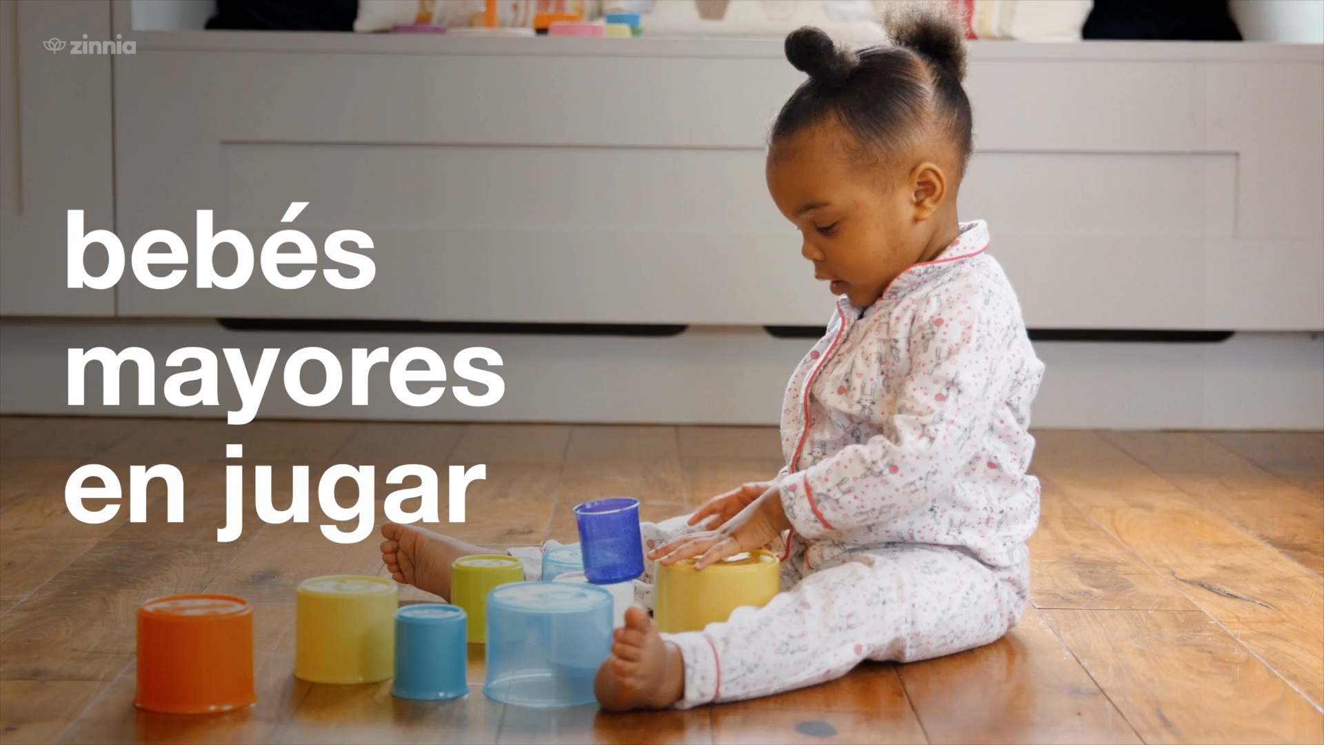 Bebés Mayores en Jugar - Toddlers Playing