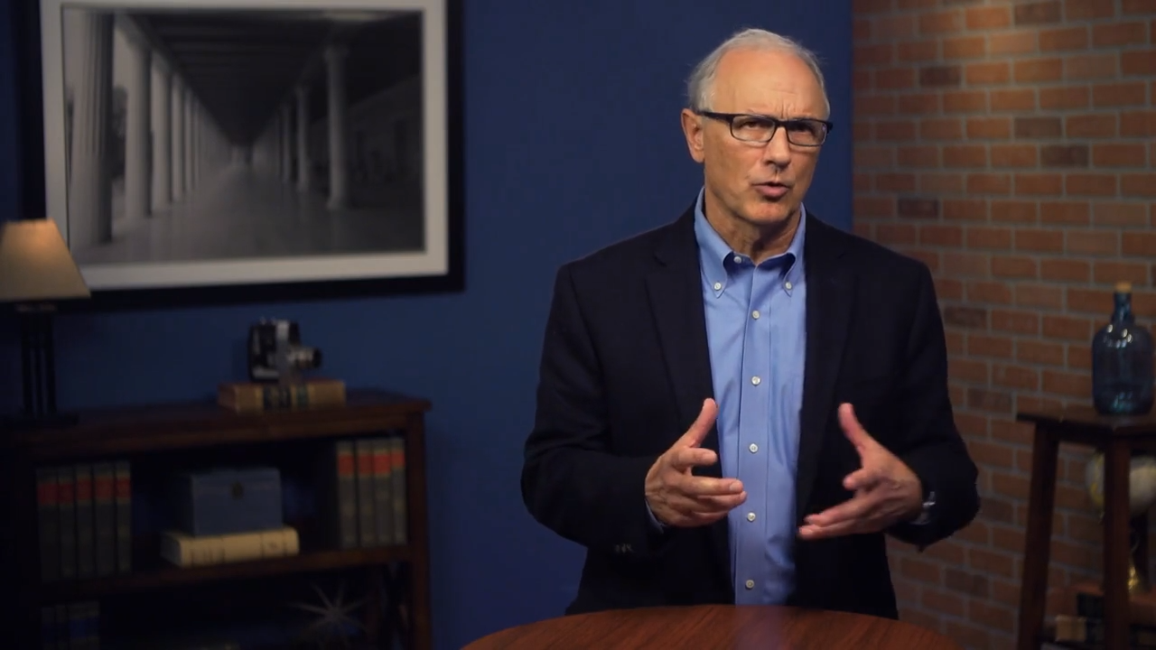 Tactics: A Game Plan for Discussing Your Christian Convictions (Gregory Koukl)