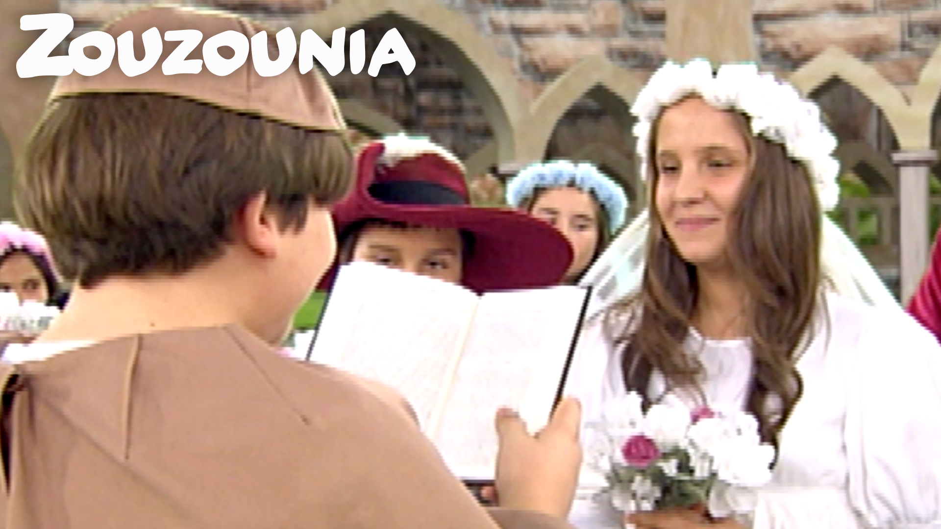Παντρεύεται Η Αυγή - Ζουζούνια 