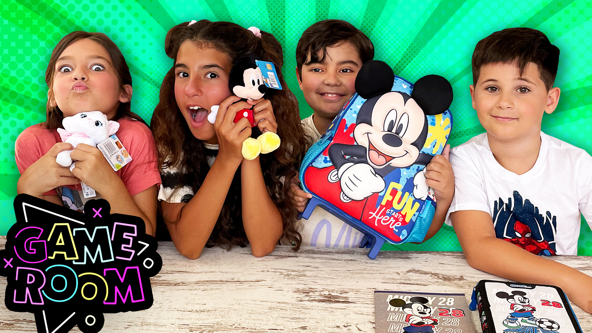 Back To School Disney Challenge: Ο Ψηλότερος Πύργος Κερδίζει! | Game Room #13