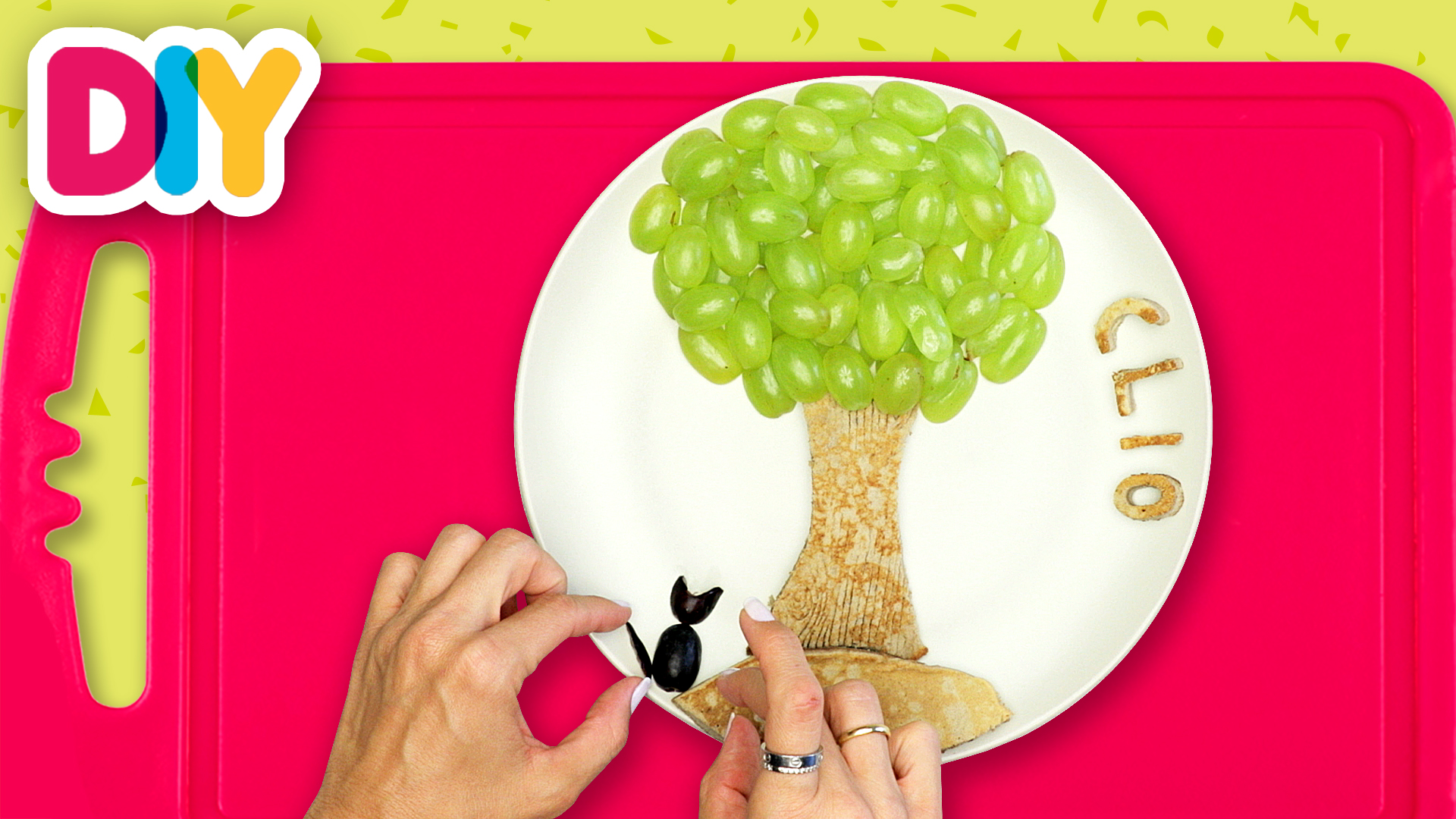 Tree | Banana Pancakes & Grapes Snack